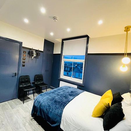 London 39 Blue House Luxury Ensuite Ideal For Tourists Exterior photo