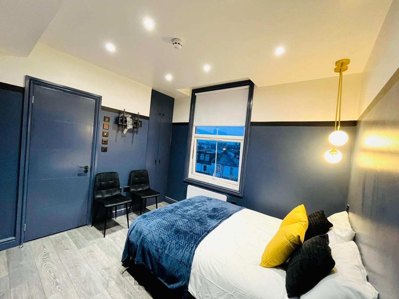 London 39 Blue House Luxury Ensuite Ideal For Tourists Exterior photo