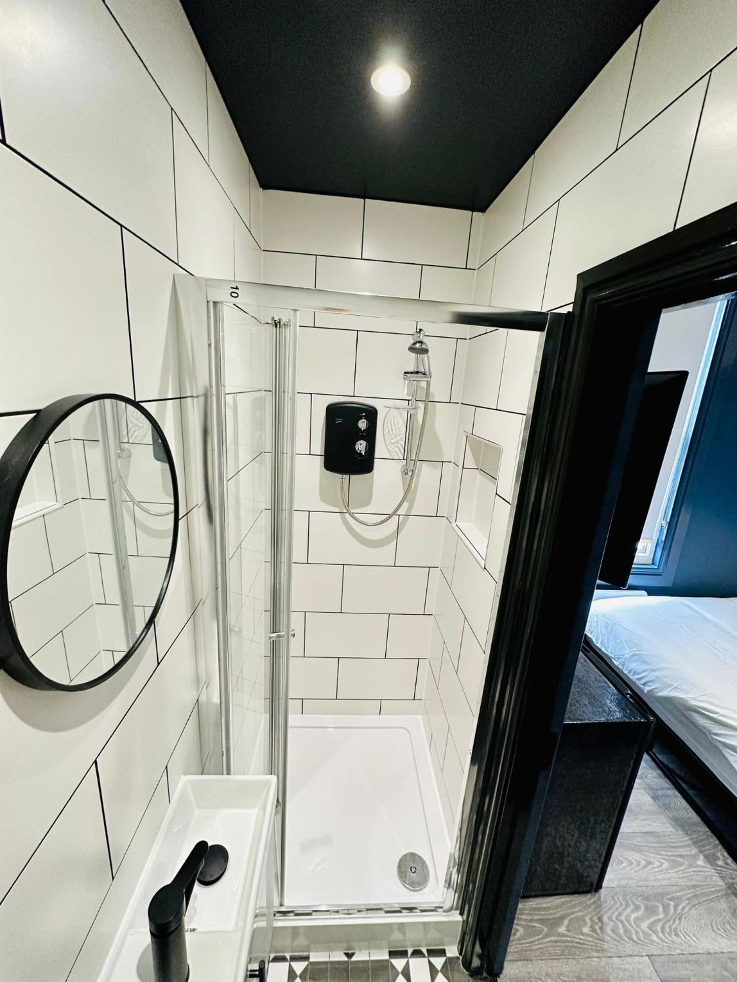 London 39 Blue House Luxury Ensuite Ideal For Tourists Exterior photo