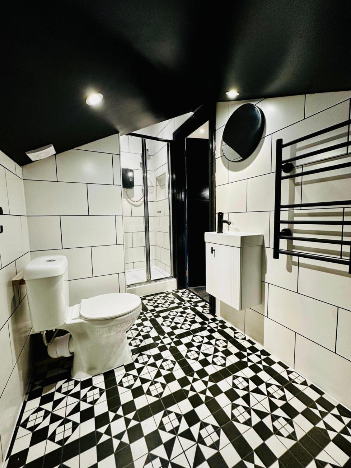 London 39 Blue House Luxury Ensuite Ideal For Tourists Exterior photo