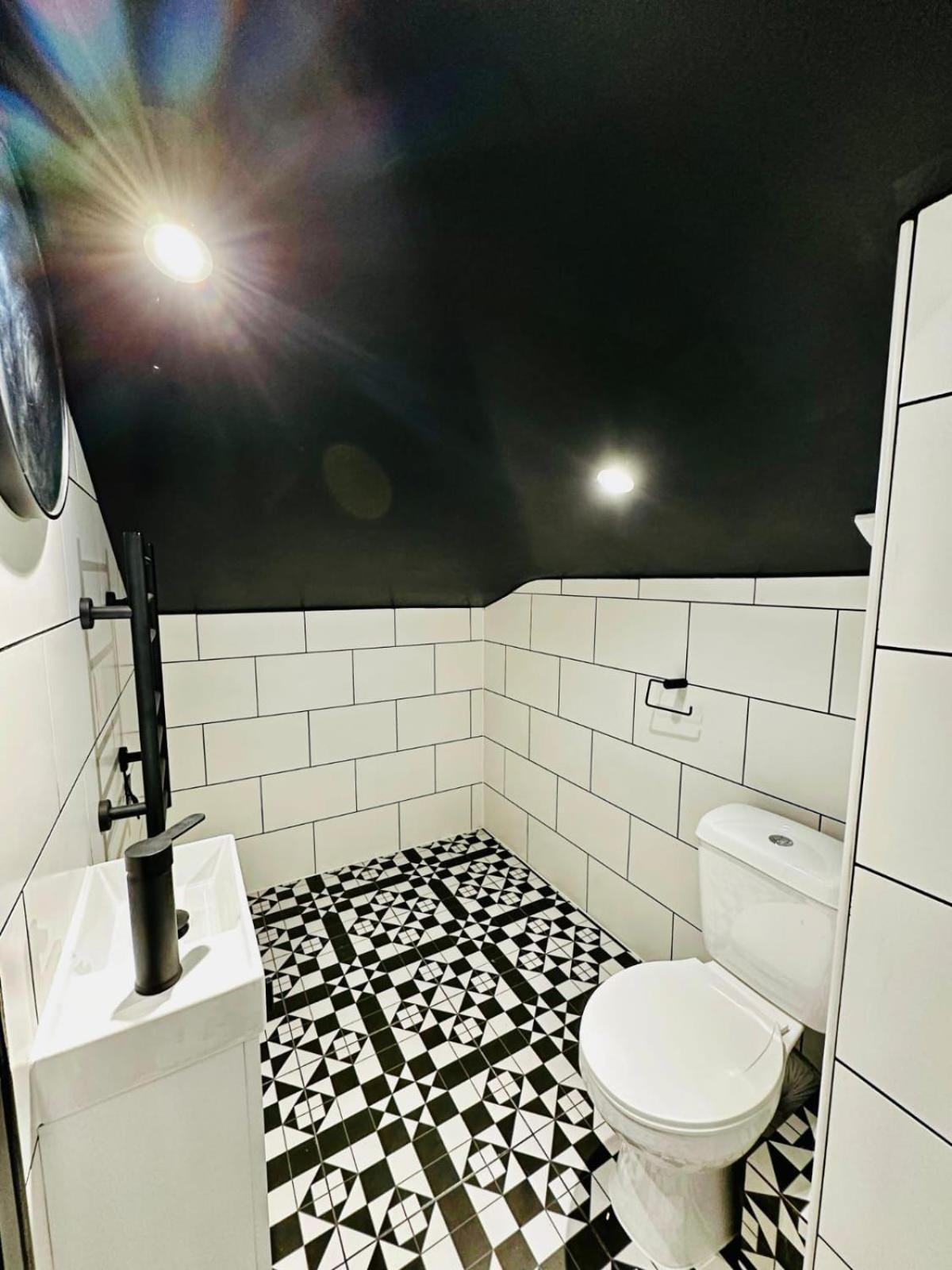 London 39 Blue House Luxury Ensuite Ideal For Tourists Exterior photo