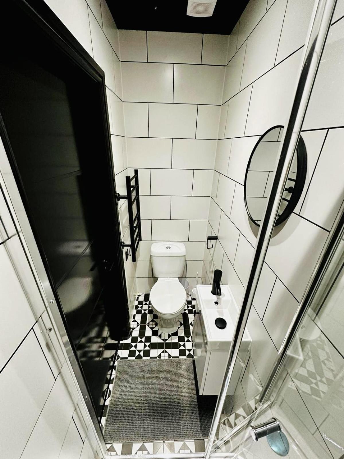 London 39 Blue House Luxury Ensuite Ideal For Tourists Exterior photo