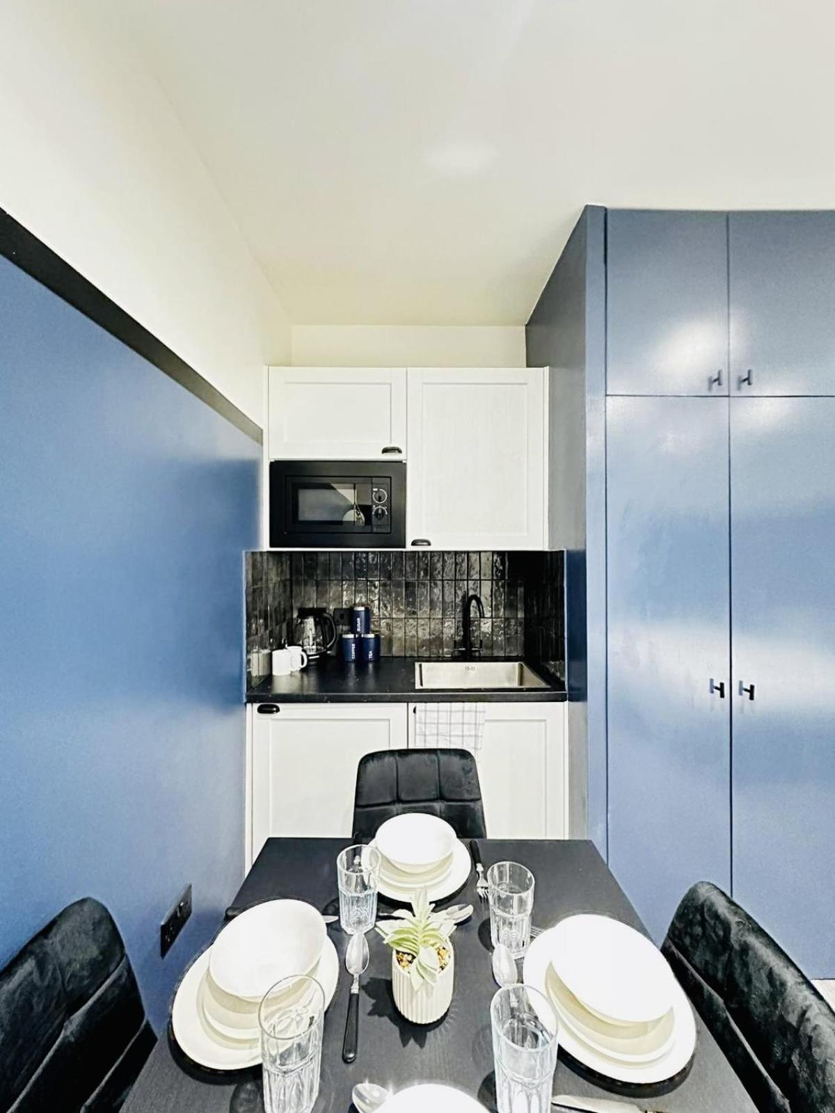 London 39 Blue House Luxury Ensuite Ideal For Tourists Exterior photo